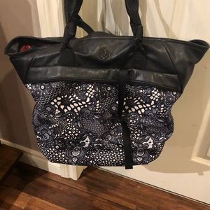 Lululemon Travel Bag